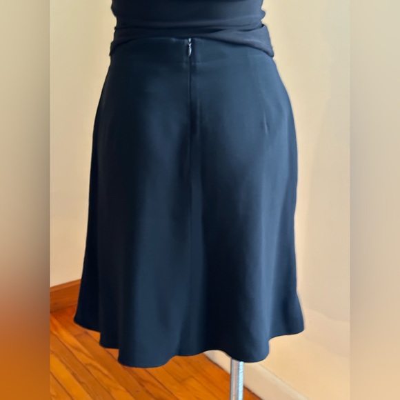 Dana Buchman Black Plain Midi Skirt Zipper In Back SZ P10 Great Condition - Picture 4 of 11